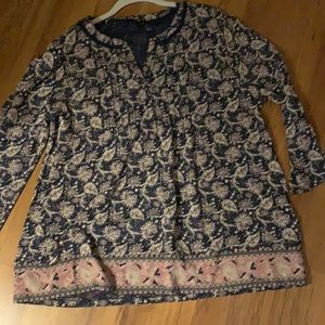 Women’s Lucky Brand top